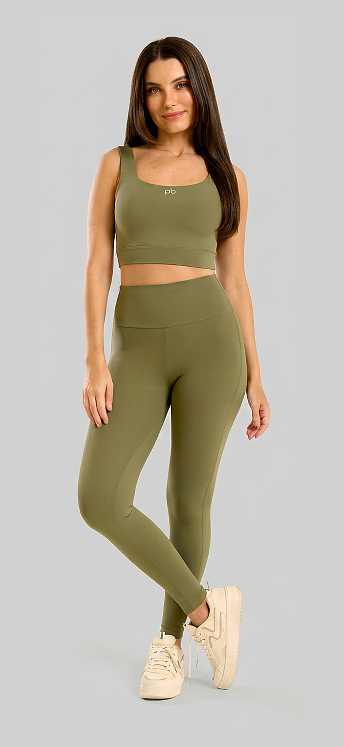 Conjunto 1 — Top + Legging Verde Matcha